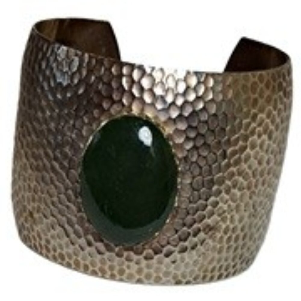 Vtg Hammered Copper Green Cabachon Cuff Bracelet